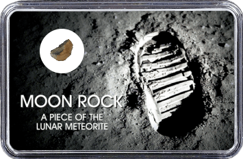 Mond Meteorit NWA 12697 (Motiv: Astronaut-Fußabdruck im Mondstaub)