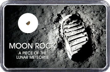 Mond Meteorit (NWA 12697 Motiv: Astronaut-Fußabdruck im Mondstaub)